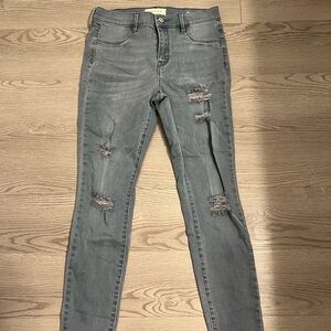PacSun Gray Skinny Jeans with Distressed Details
